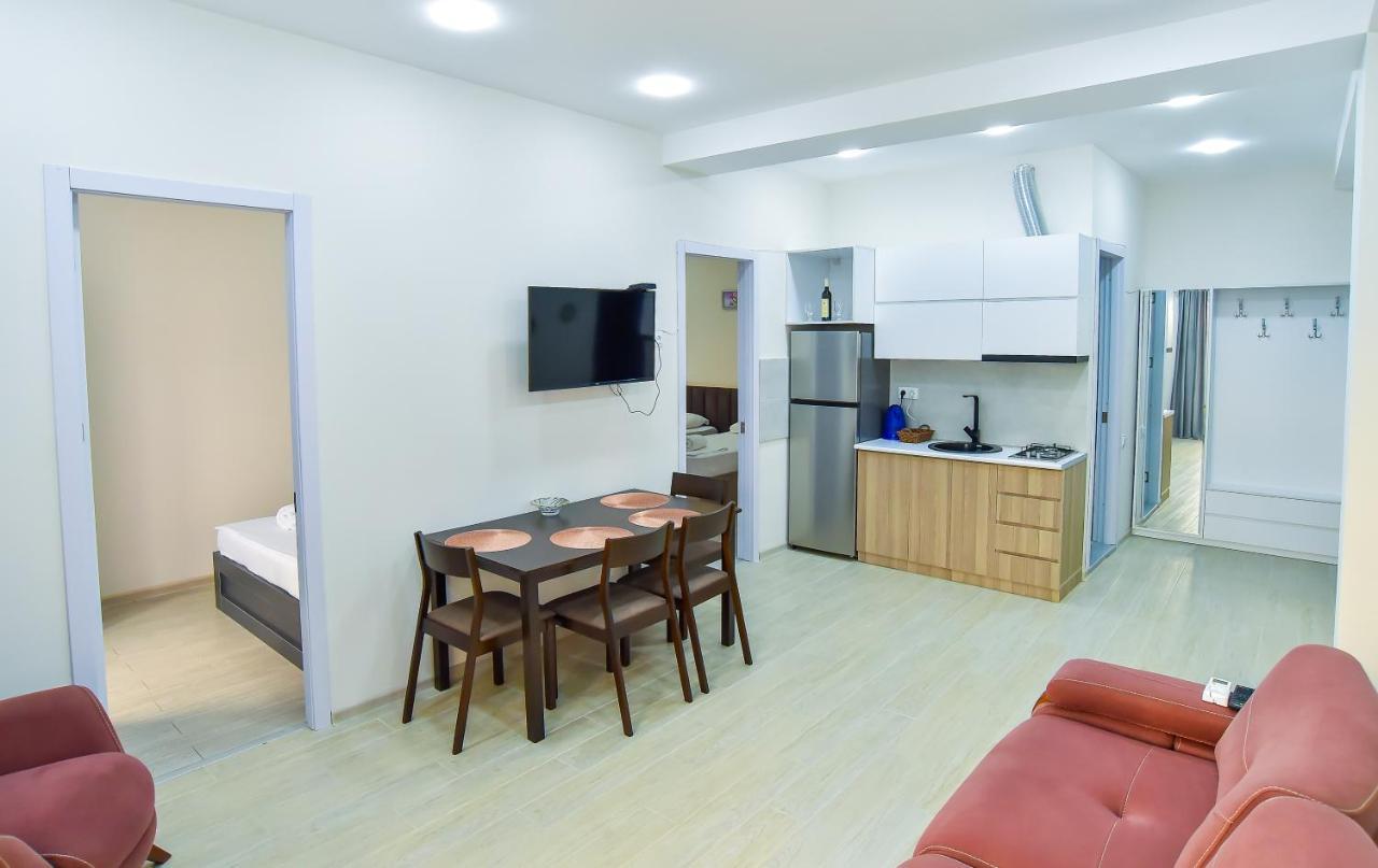 Valkhida'S Apartment Kutaisi Ngoại thất bức ảnh